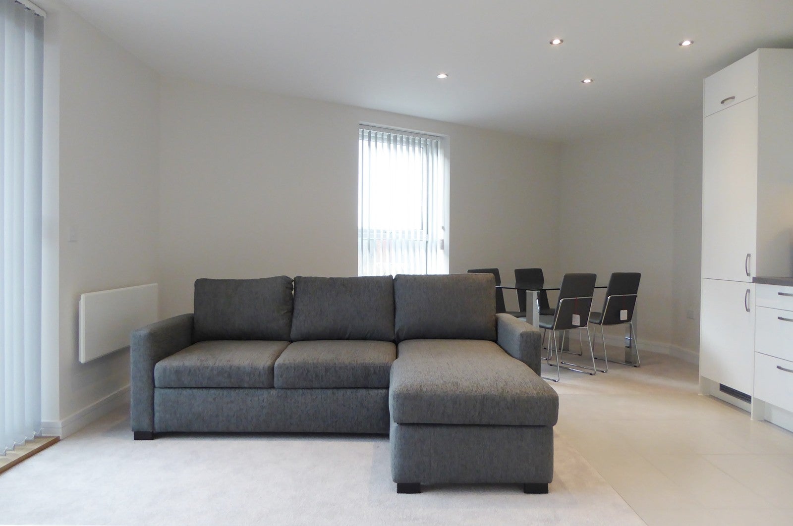 Flat Padworth Avenue in Reading