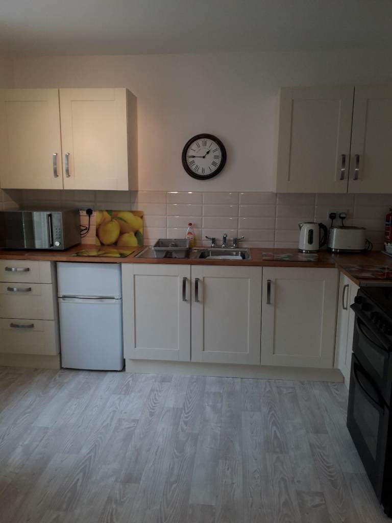 Flat Teignmouth Road in Maidencombe