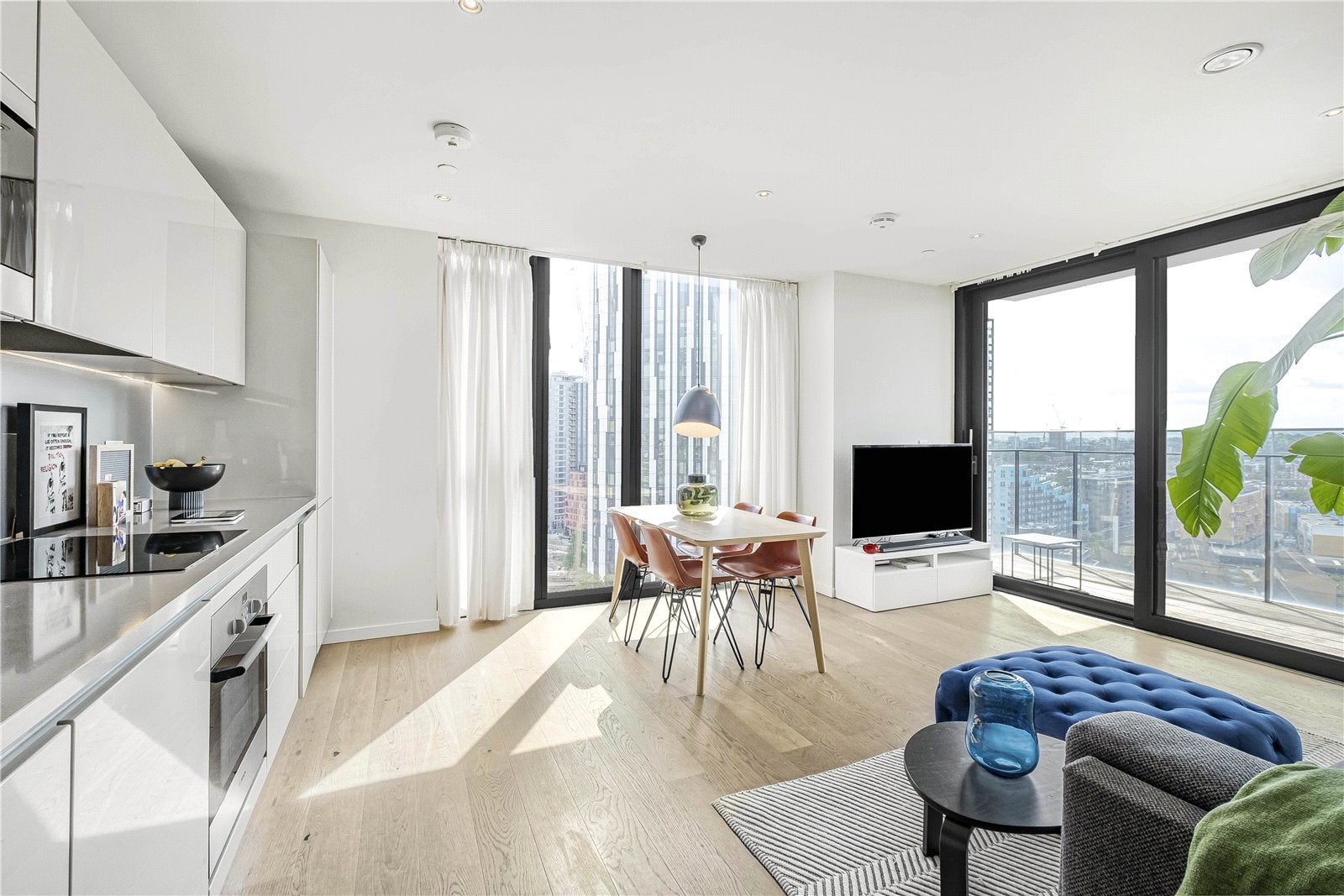 Flat Brook Drive in Greater London