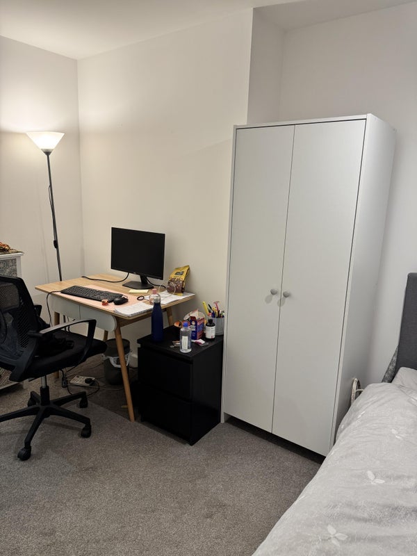 Room Eden Grove in Greater London