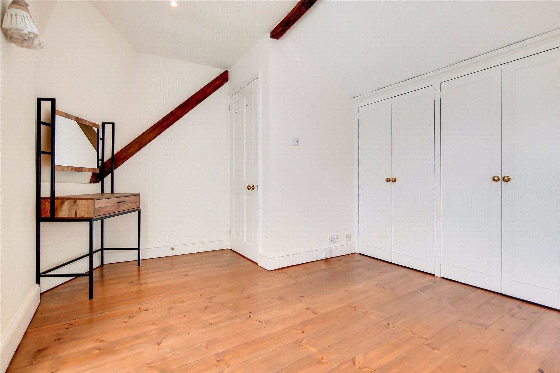 House Kersley Mews in Greater London