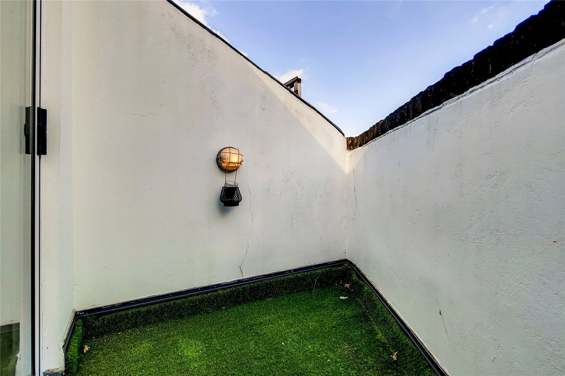 House Kersley Mews in Greater London