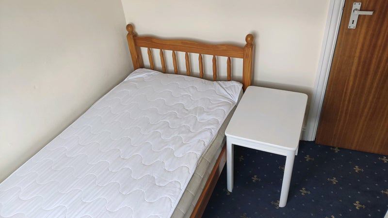Room St Augustine's Avenue in Greater London