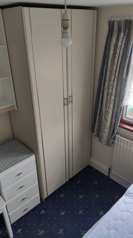 Room St Augustine's Avenue in Greater London