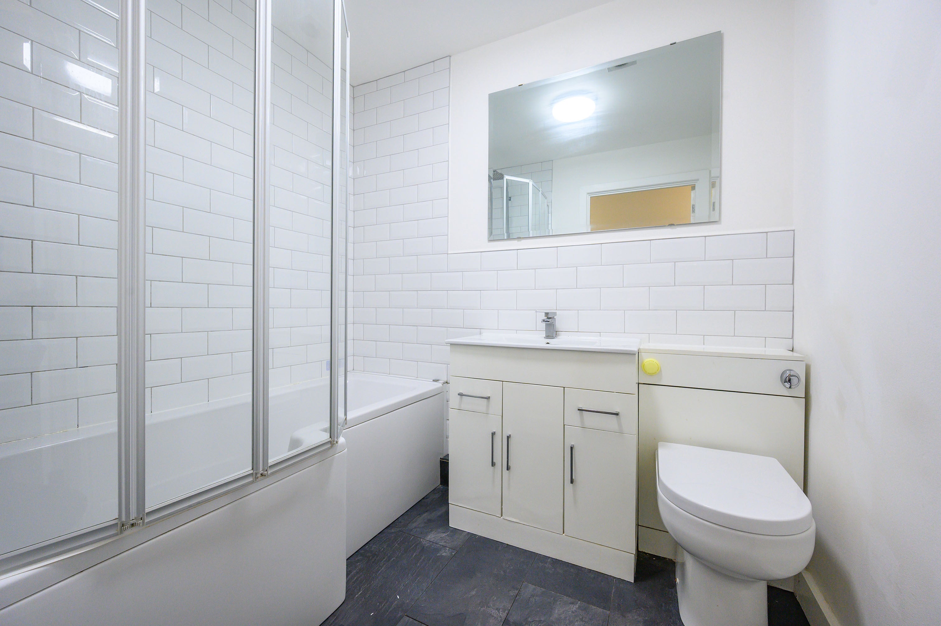 Flat Standside in Northampton