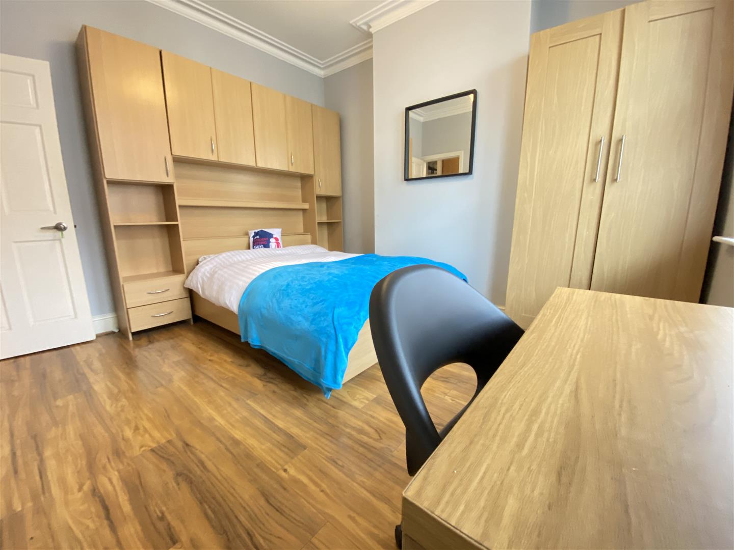 Room Peel Street in Derby