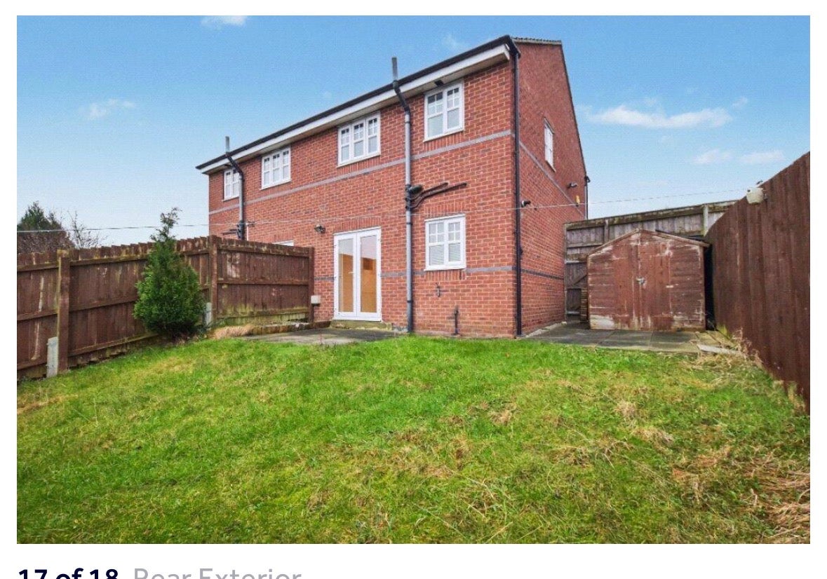 House Wharfdale Close in Leeds