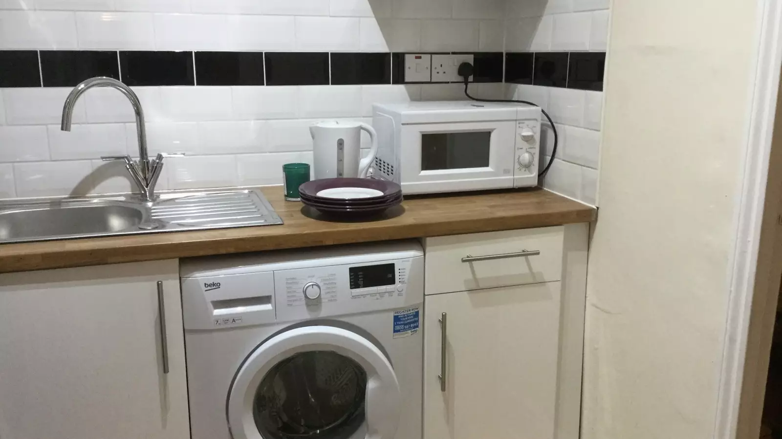 Flat Ancona Road in Greater London