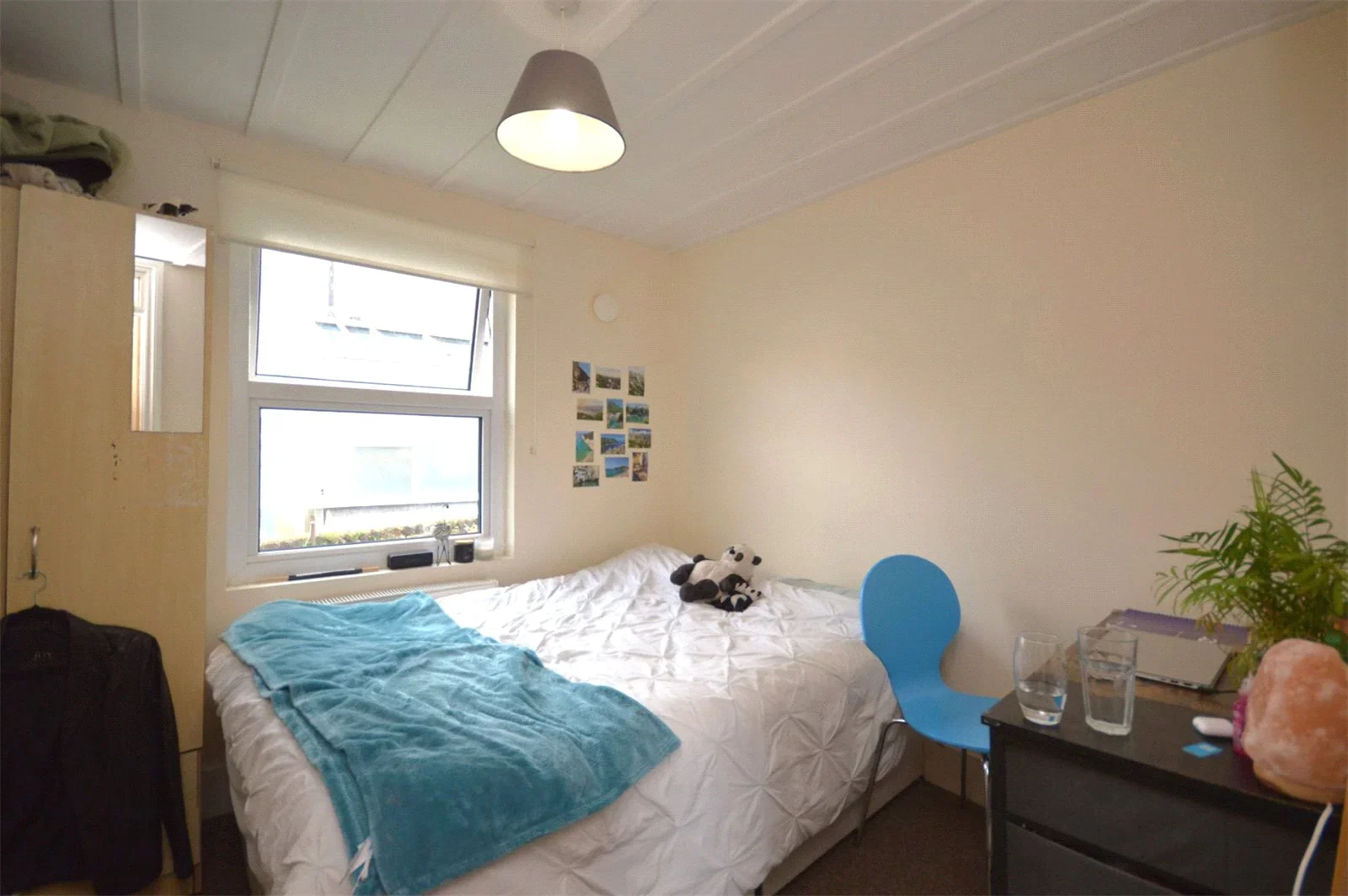 Flat De Montfort Road in Brighton