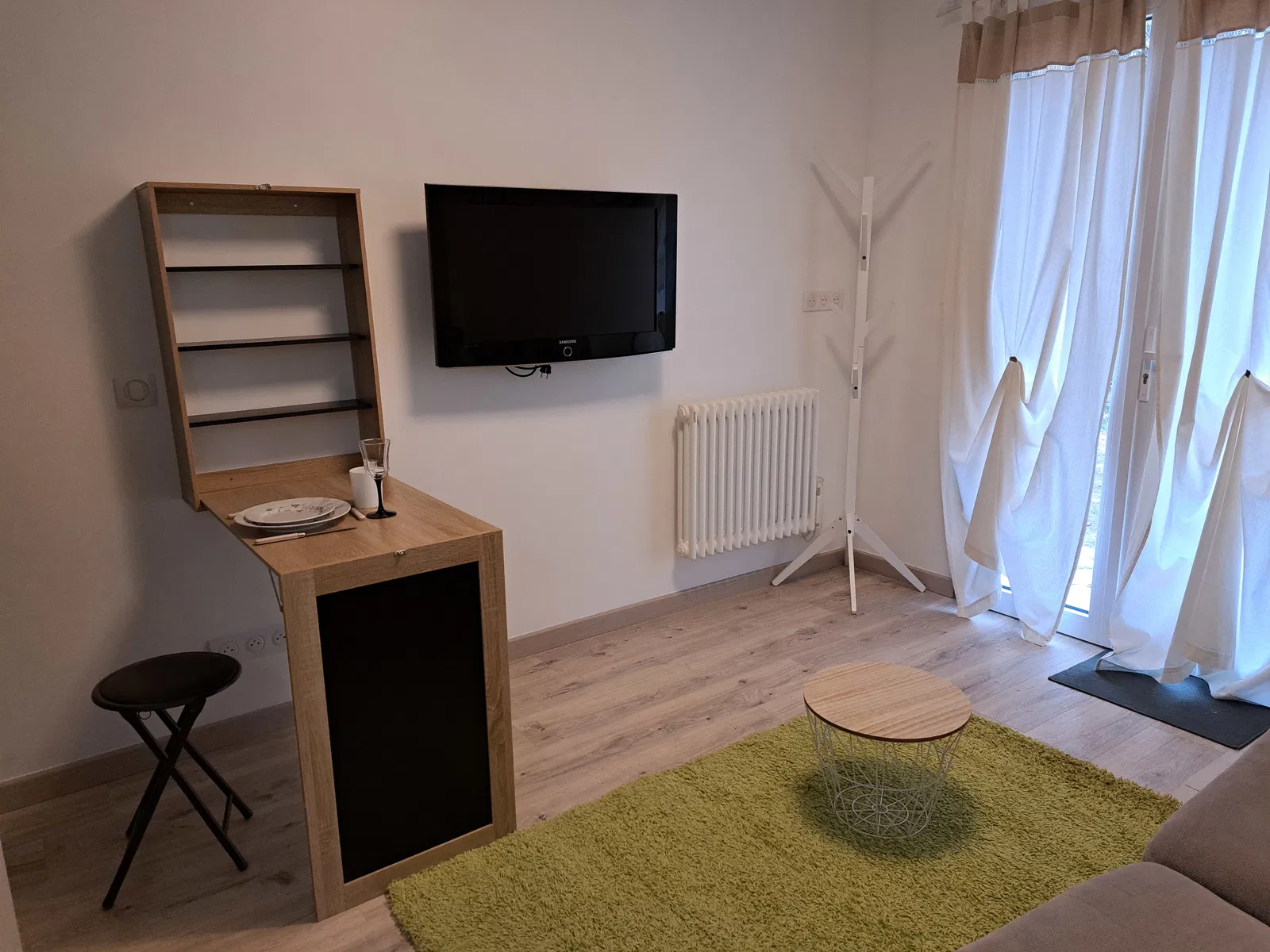Chambre Route de Saint-Vallier à Saint-Cézaire-sur-Siagne