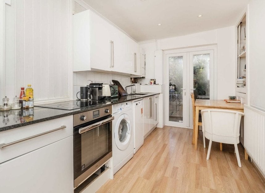 House Glendall Street in Greater London