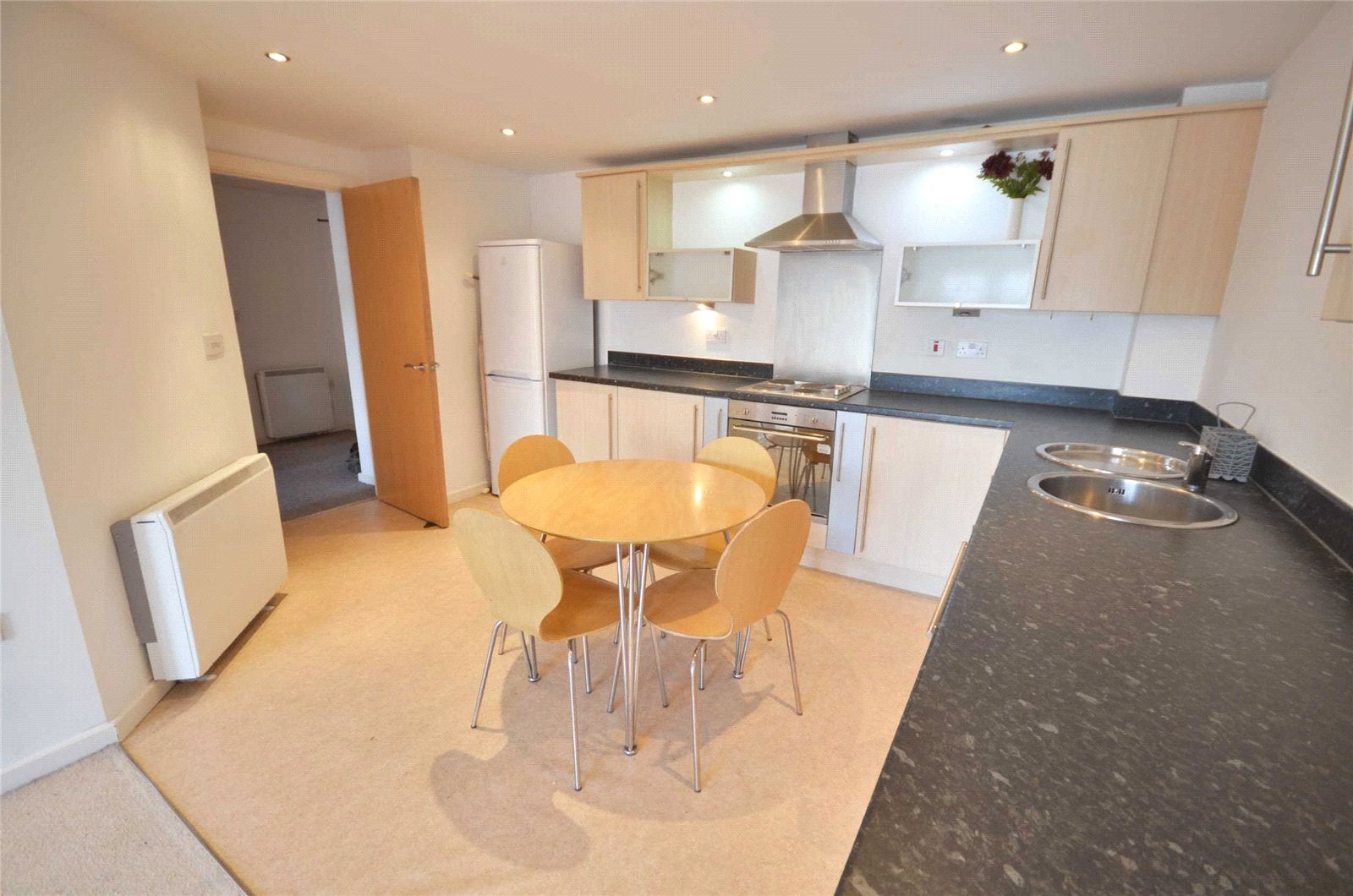 Flat Elmira Way in Salford