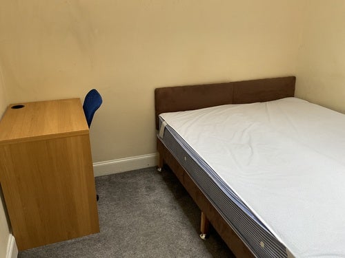 Flat Gilmore Place in Edinburgh