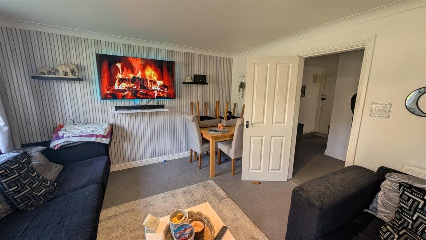 Flat Cubbington Road in Royal Leamington Spa