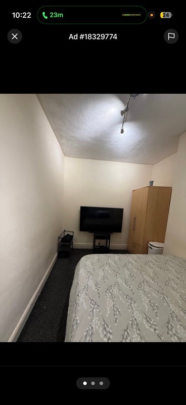 Room Soundwell Road in Bristol