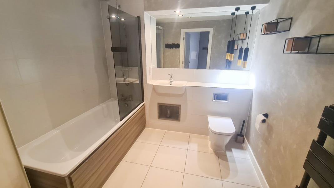 Flat Marina Court in Waltham Cross