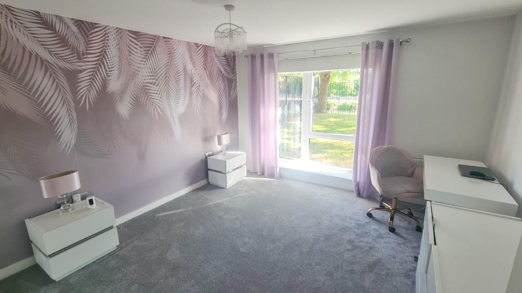 Flat Marina Court in Waltham Cross