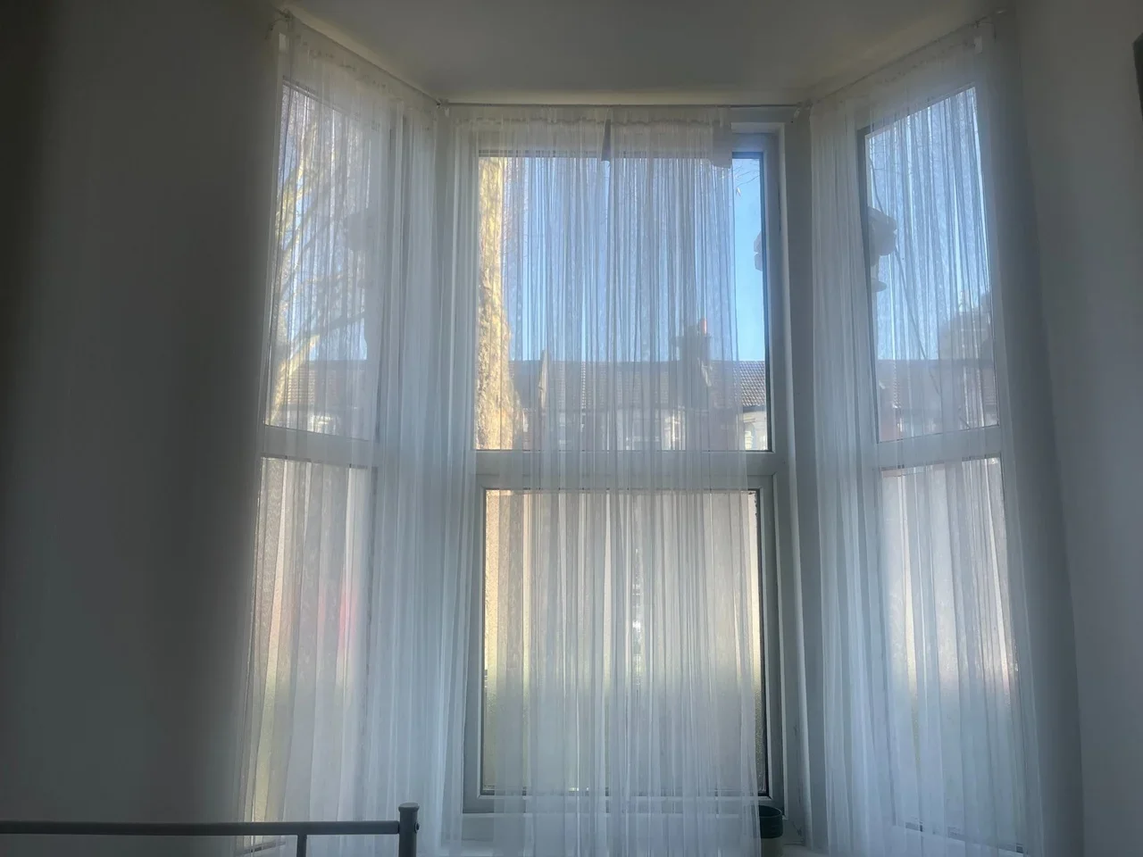 Room Barking Road in Greater London