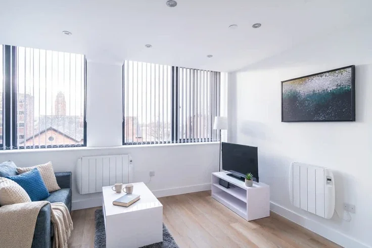 Flat Talbot Road in Trafford