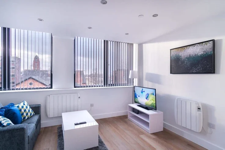 Flat Talbot Road in Trafford