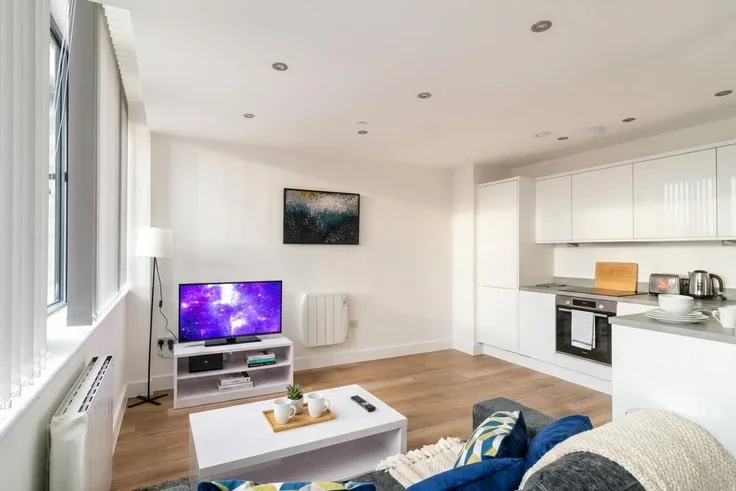 Flat Talbot Road in Trafford