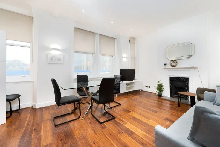Flat Fleet Street in City of London