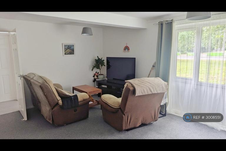 Flat Clement Close in Canterbury