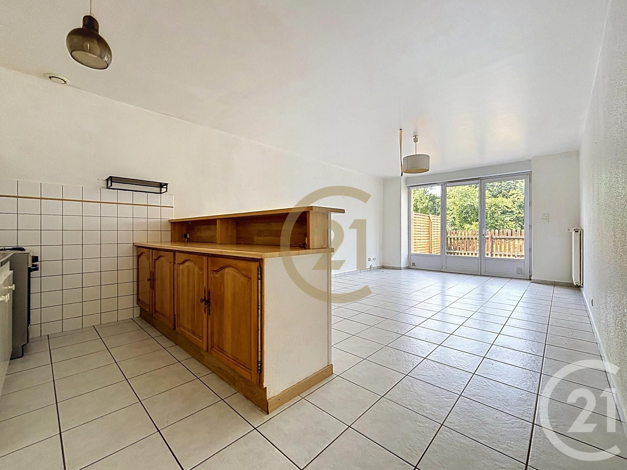Flat Place du Palais in Vesoul