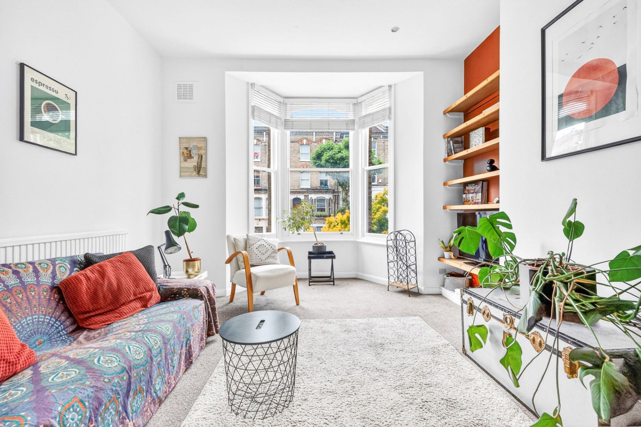 Flat Fonthill Road in Greater London