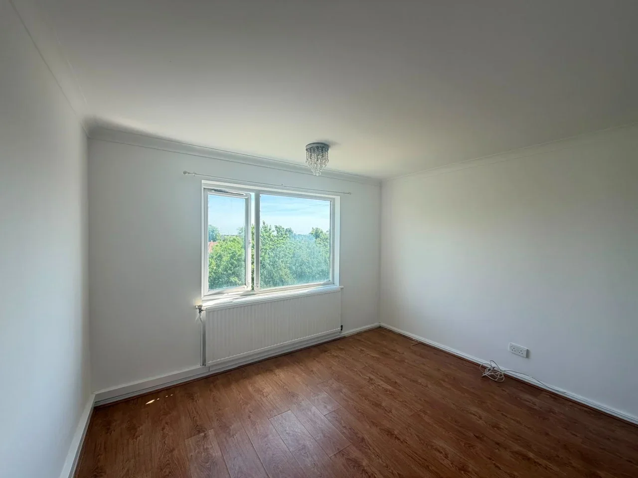 Flat Stuart Crescent in Greater London