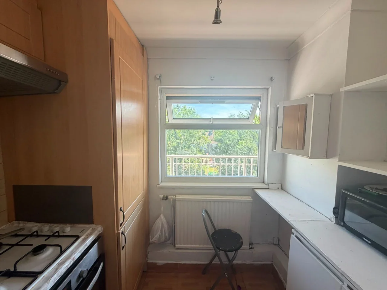 Flat Stuart Crescent in Greater London