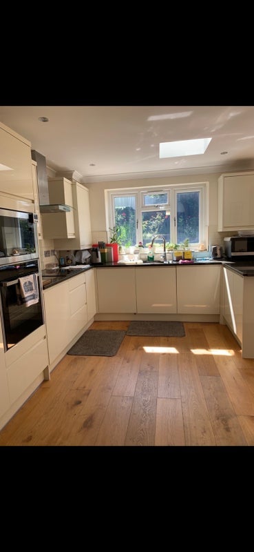 Room The Crossways in Greater London