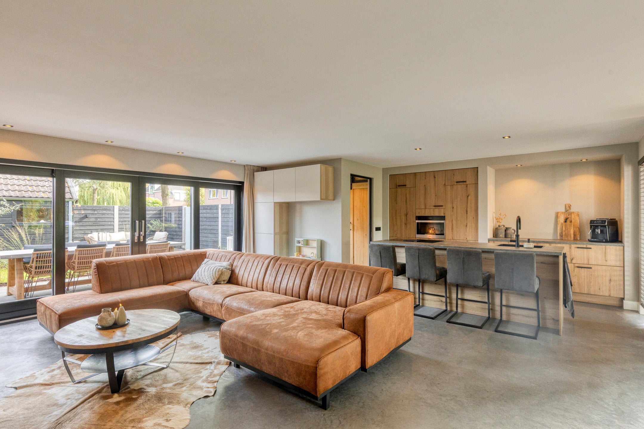 Hoekwoning te koop: 't Hennetje 1, Werkhoven