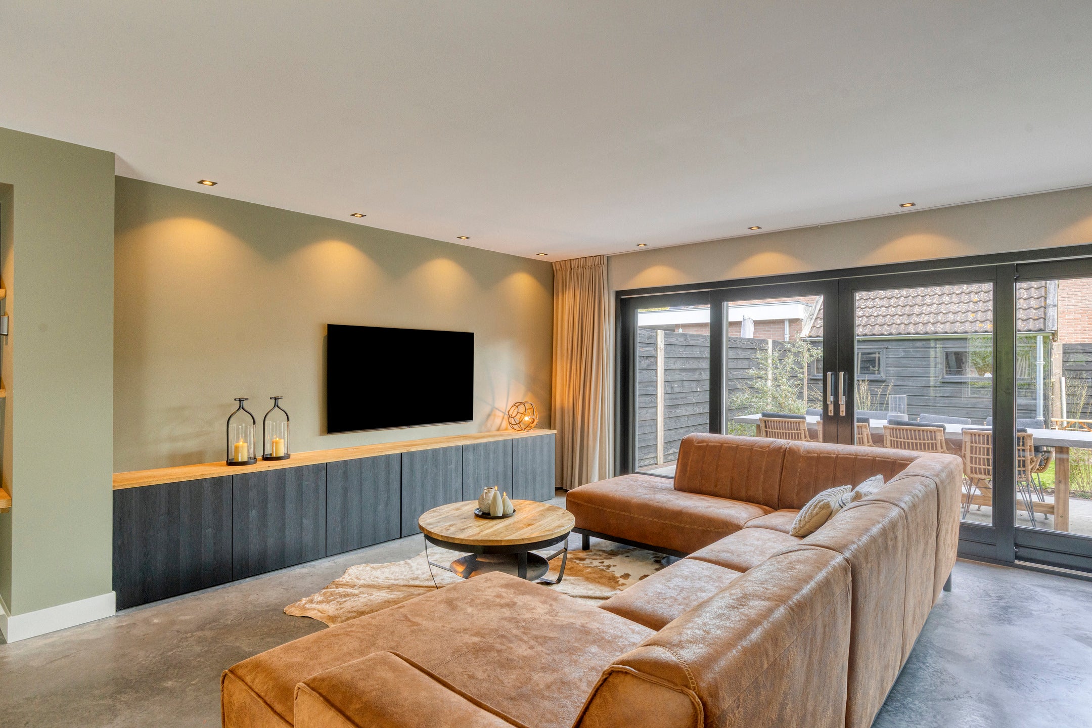 Hoekwoning te koop: 't Hennetje 1, Werkhoven