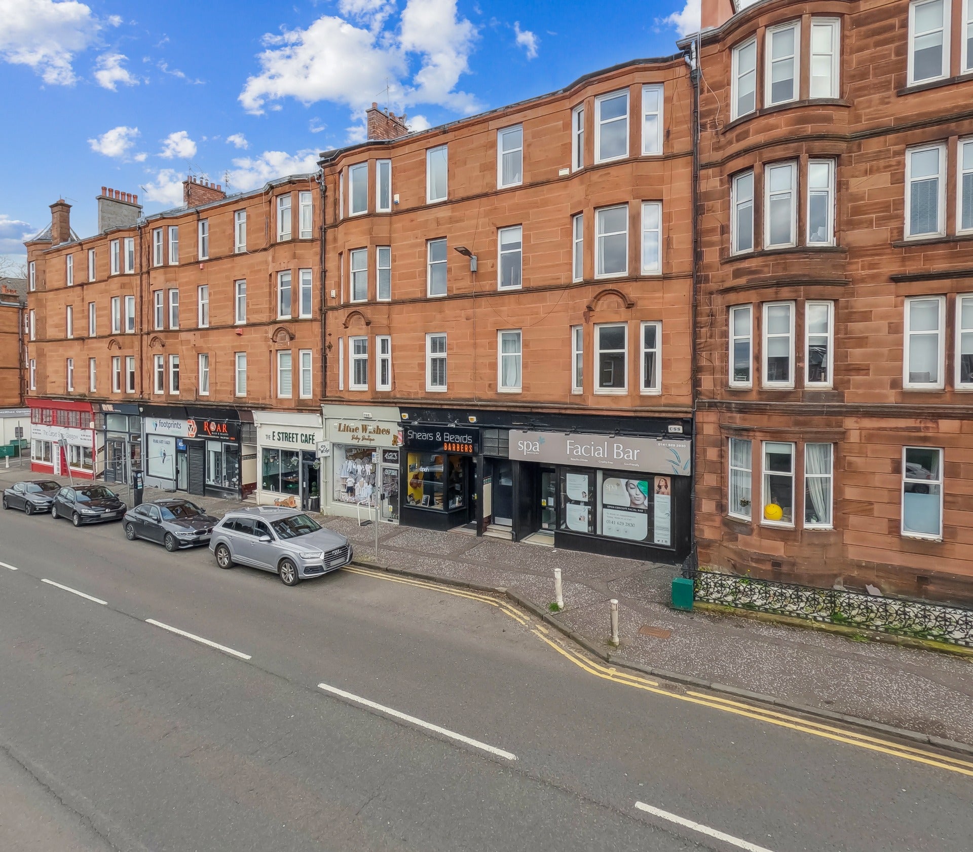 Flat Clarkston Road in Glasgow