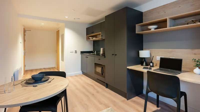 Room East Newington Place in City of Edinburgh
