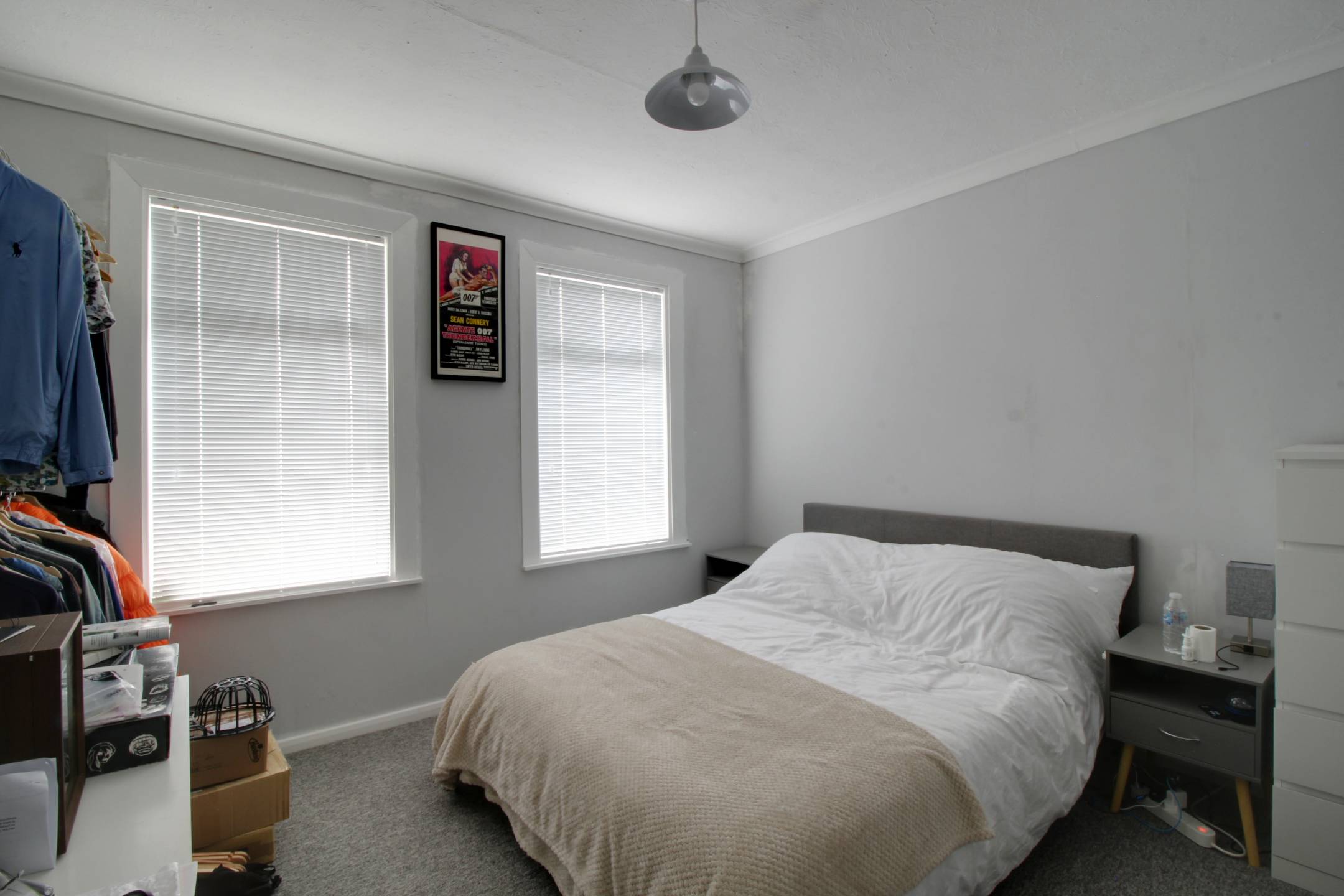 Flat Crunden Road in Greater London