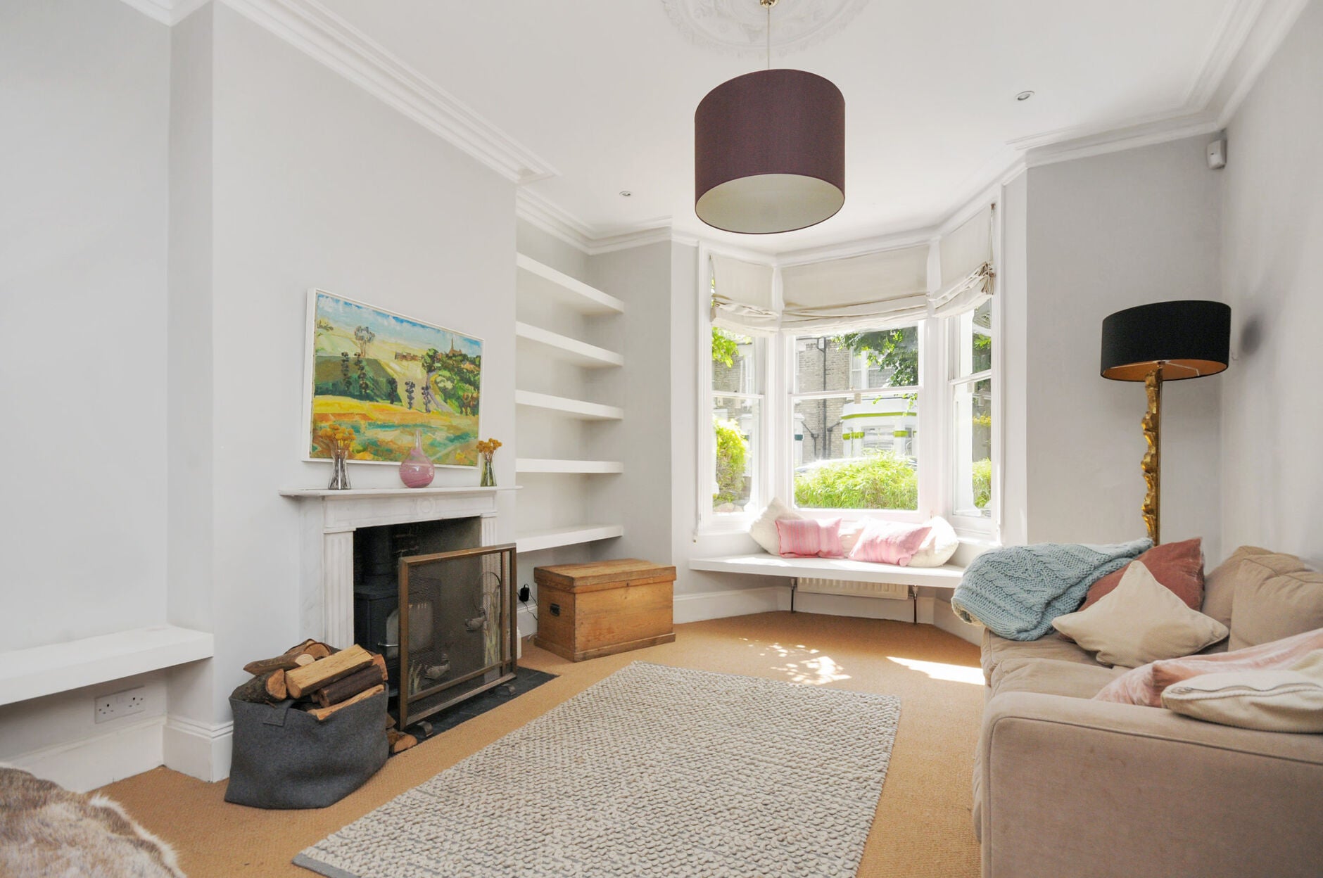 House Wendell Road in Greater London