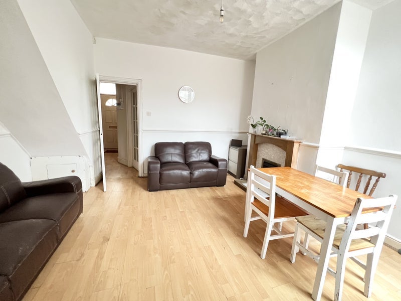 Room Claremont Road in Manchester
