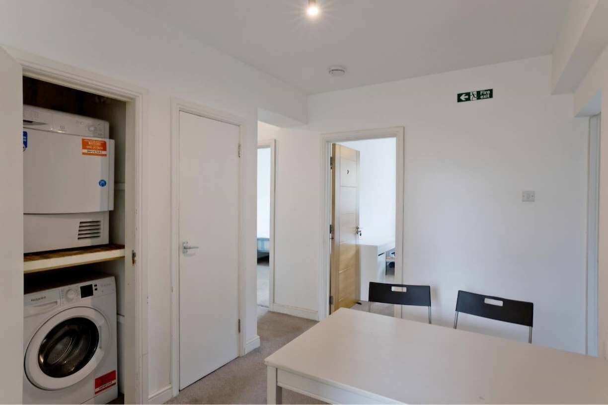 Room Stanhope Street in Greater London