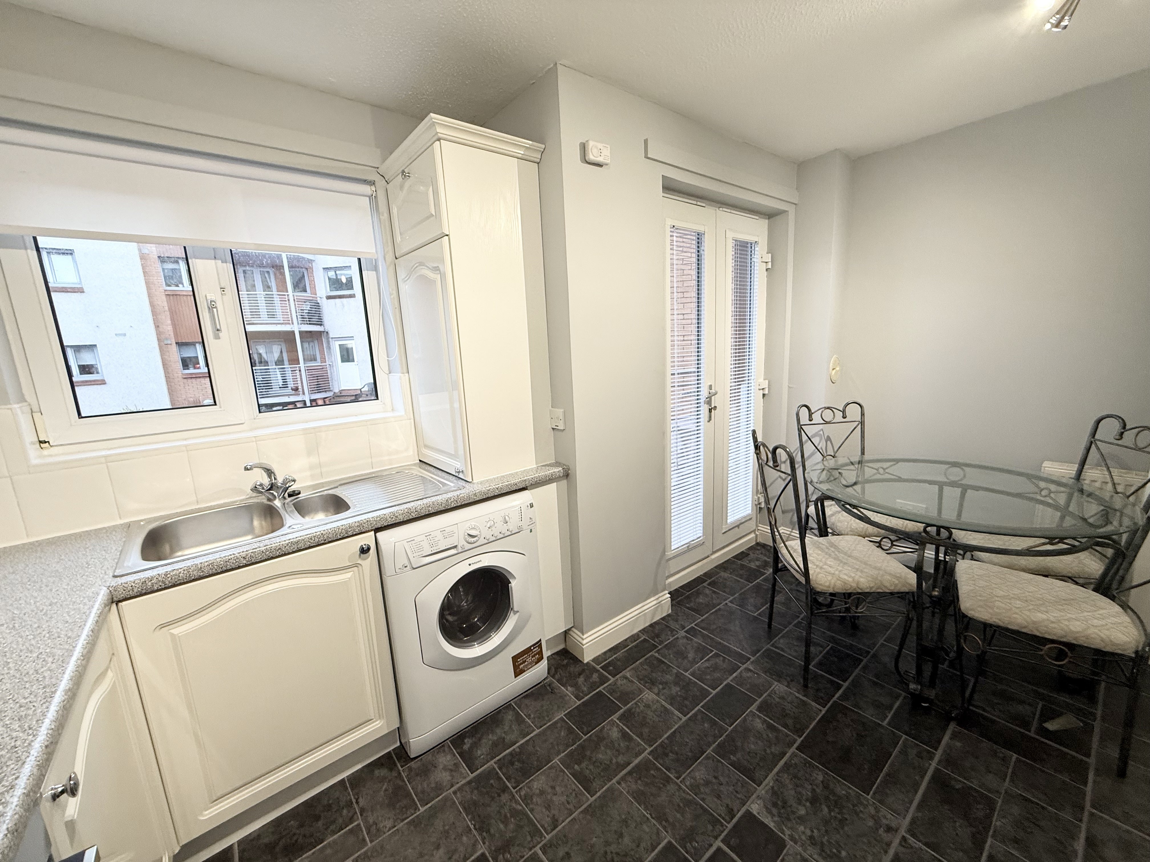 Flat Townhead Street in Hamilton