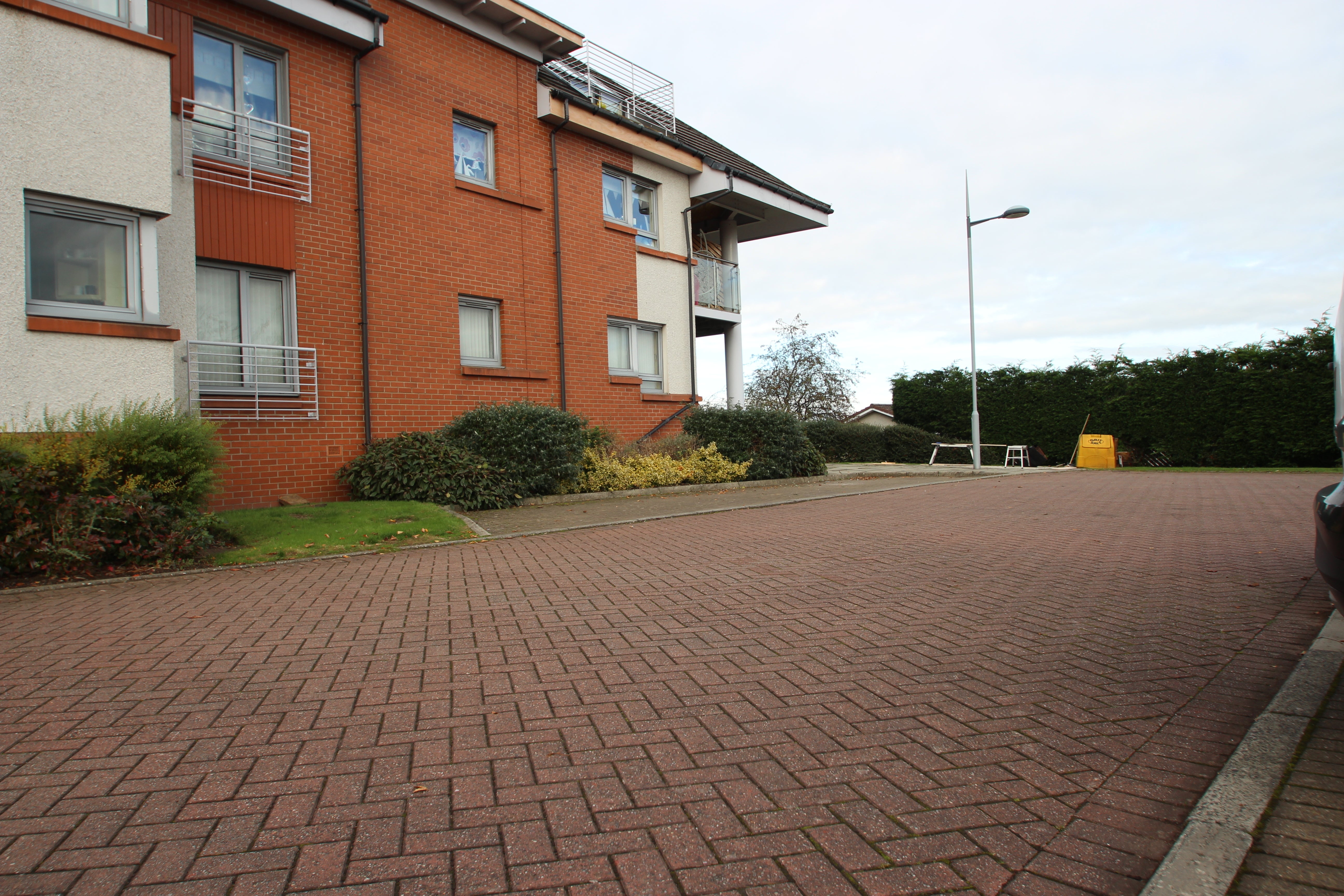 Flat Townhead Street in Hamilton