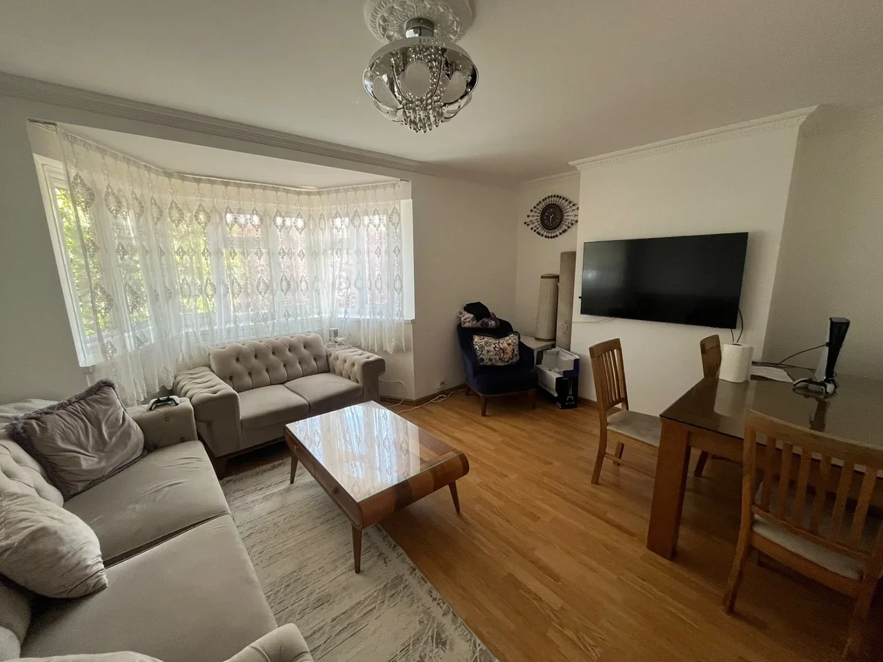 Flat Hertford Road in Greater London