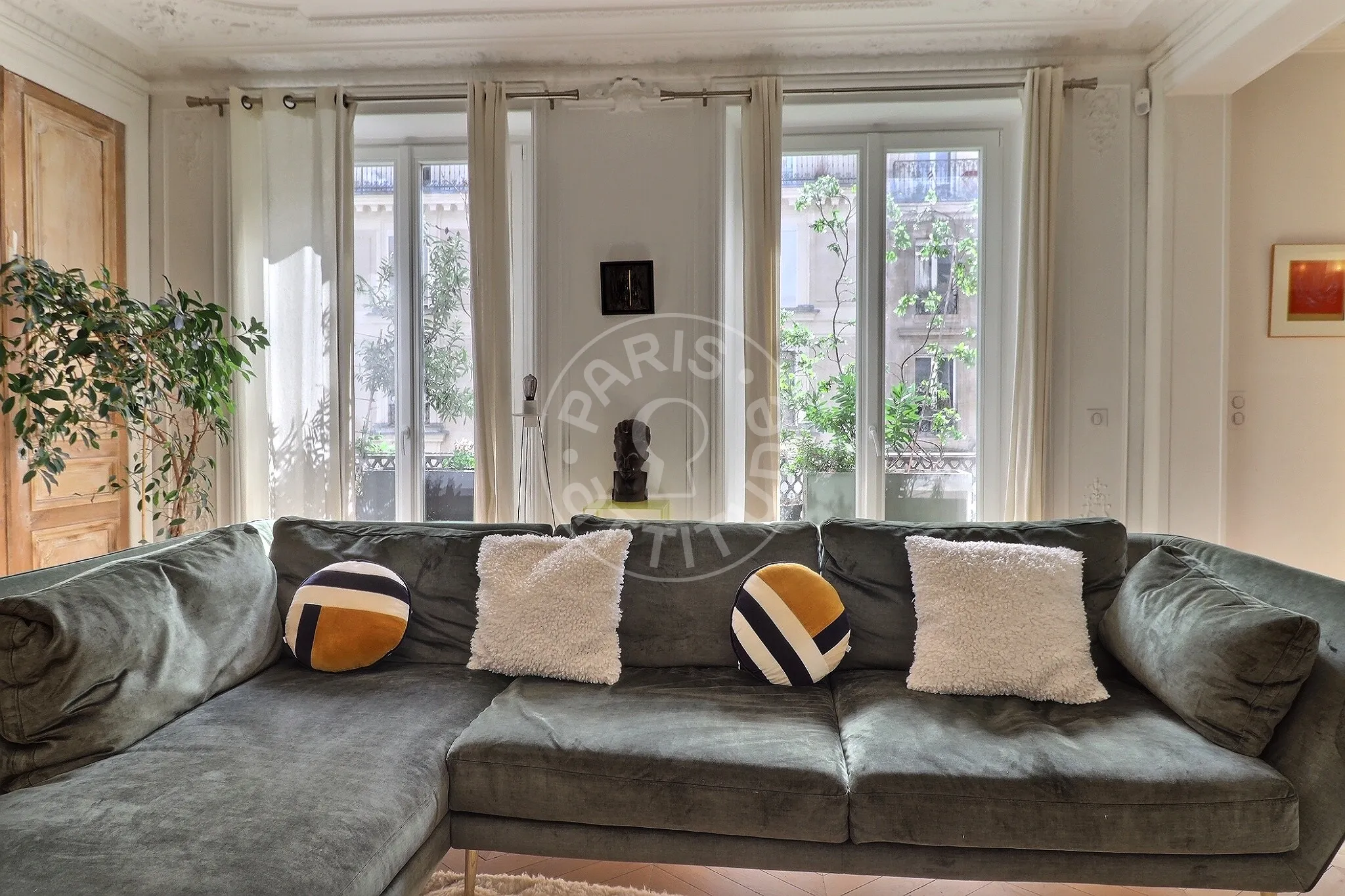 Appartement Rue Beaurepaire à Paris