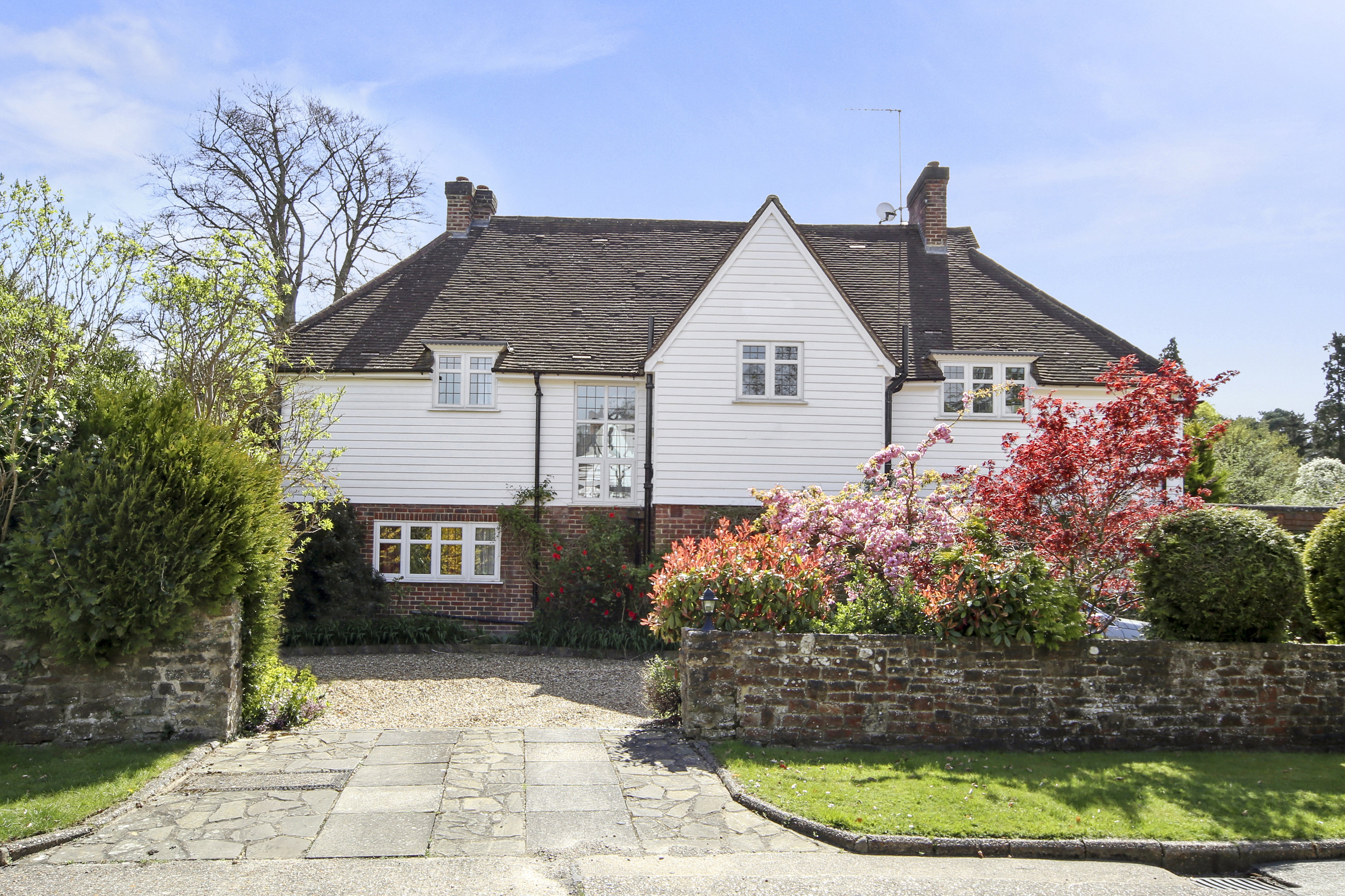 House Southfield Place in Elmbridge