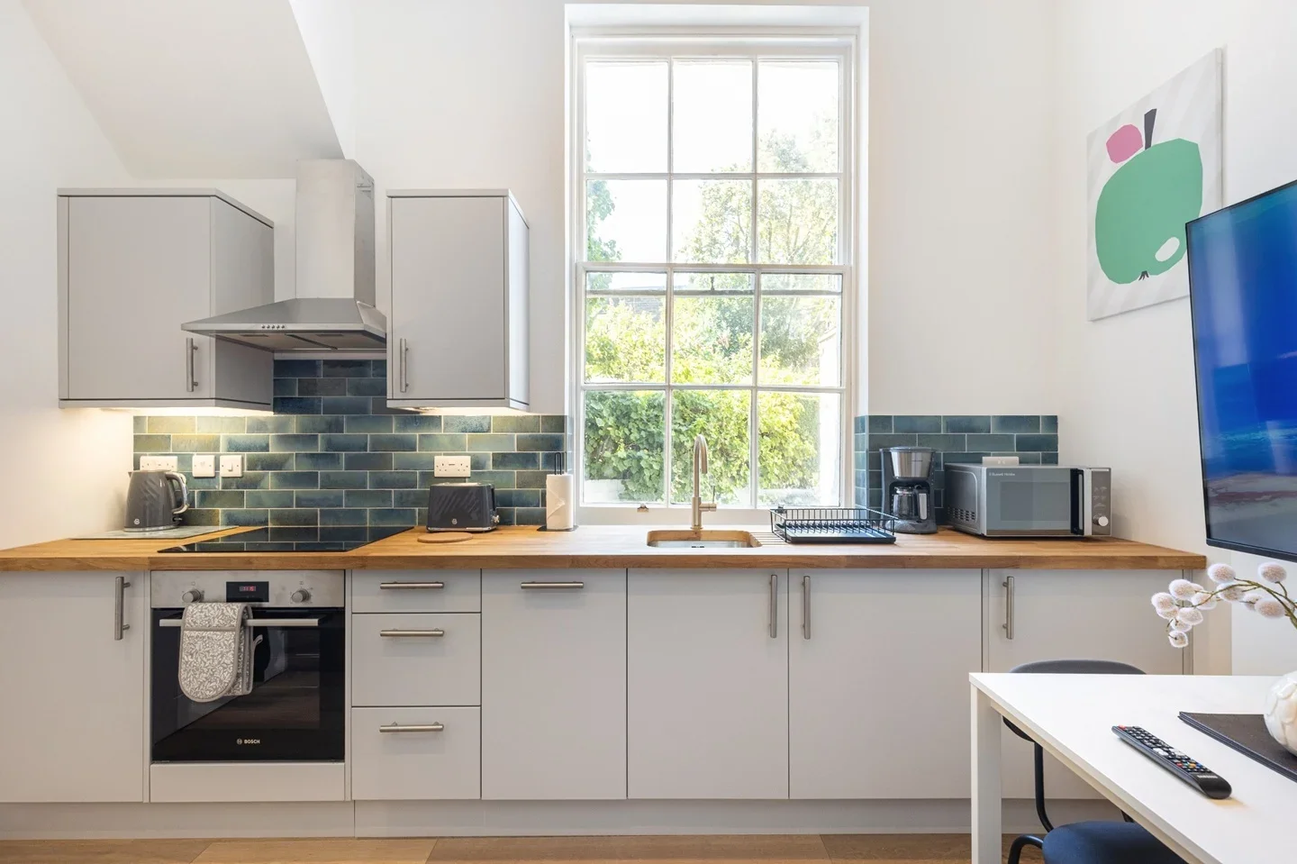 Flat Princess Road in Greater London