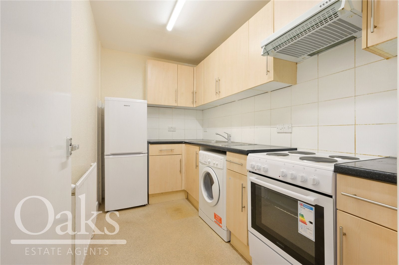 Flat Canning Road in Greater London