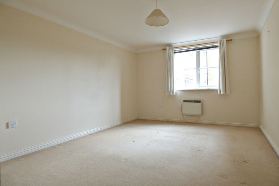 Flat Princes Gate in High Wycombe