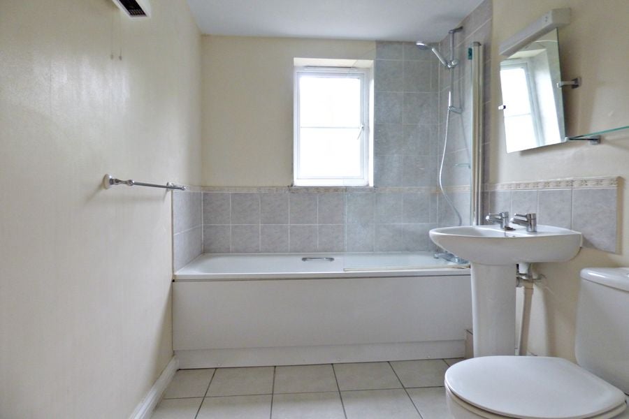 Flat Princes Gate in High Wycombe