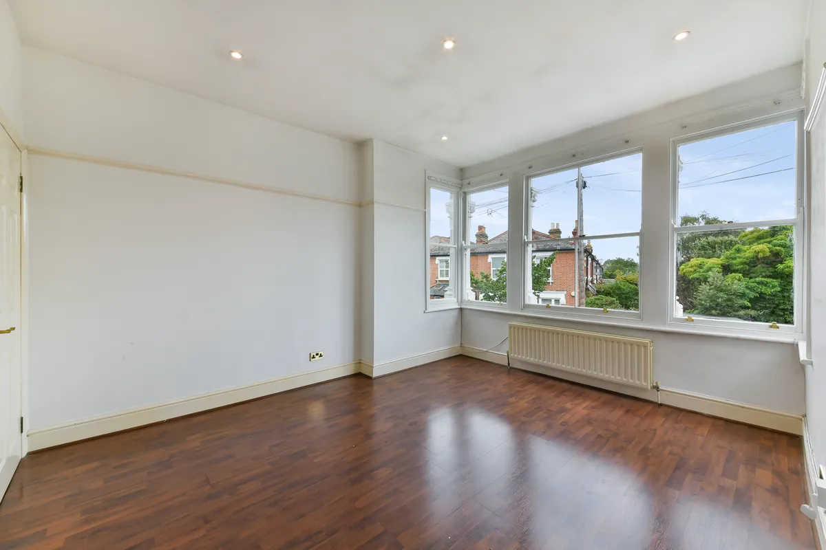 Flat Howson Terrace in Greater London
